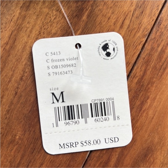 We the Free Short Sleeved Tee Shirt With Single Pocket in Frozen Violet M NWT - Picture 2 of 12